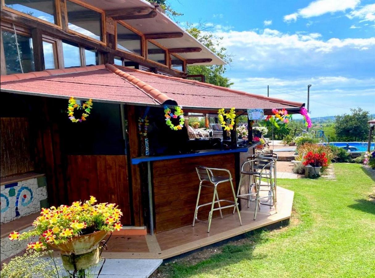 Brojo Hill Bed & Breakfast Longare Exterior foto